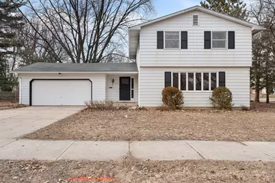 400 17th Street SW, Austin, MN 55912 - Photo 2