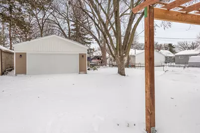 4158 Zane Avenue N, Robbinsdale, MN 55422 - Photo 4