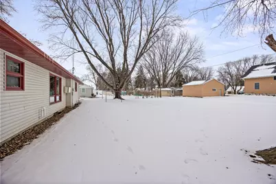 111 George Avenue E, Winsted, MN 55395 - Photo 26