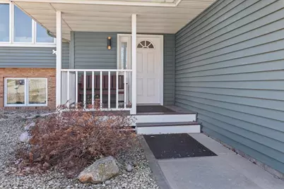502 9th Street NW, Buffalo, MN 55313 - Photo 2