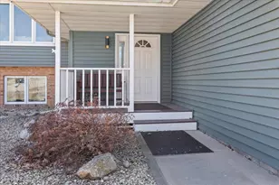 502 9th St NW, Buffalo, MN 55313 - Photo 2