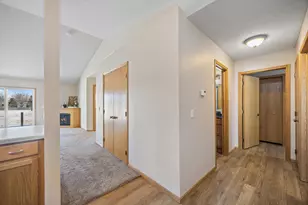 609 Danielson Ct, Maple Lake, MN 55358 - Photo 8