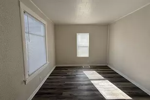 115 N 8th St, Montevideo, MN 56265 - Photo 8