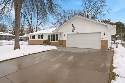 9121 61 1/2 Avenue N, New Hope, MN 55428 - Photo 2