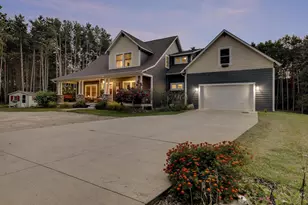 35853 Whispering Pine Way, Lake City, MN 55041 - Photo 2