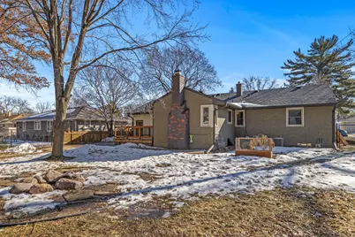 1205 Laurie Road W, Roseville, MN 55113 - Photo 26