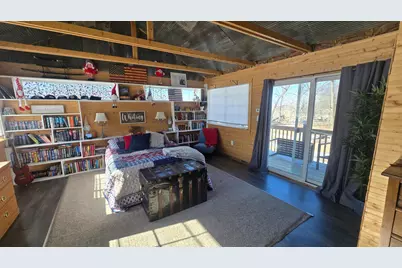 28143 N Island Circle, Hollandale, MN 56045 - Photo 14