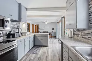 1232 17th St SW, Willmar, MN 56201 - Photo 4