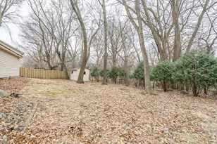 4809 Four Seasons Dr, Eagan, MN 55122 - Photo 22