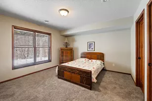 369 Sophia Ave E, Maplewood, MN 55117 - Photo 24