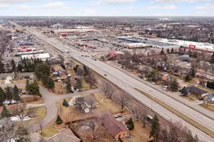 1893 Snelling Ave N, Falcon Heights, MN 55113 - Photo 8