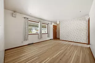 1421 19th St S, Fargo,  58103 - Photo 8