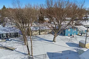 1421 19th St S, Fargo,  58103 - Photo 2