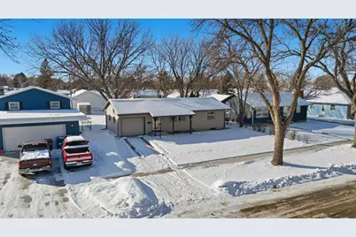 1421 19th Street S, Fargo,  58103 - Photo 1