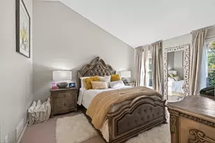 2084 Parkview Ln, Woodbury, MN 55125 - Photo 16