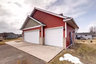 502 Spring Wheat Dr, Dundas, MN 55019 - Photo 26