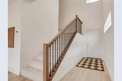 2523 36th Avenue S, Moorhead, MN 56560 - Photo 4