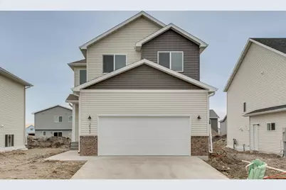 2523 36th Avenue S, Moorhead, MN 56560 - Photo 2