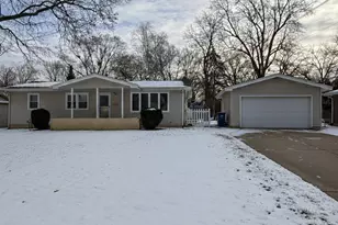 10025 Wentworth Ave S, Bloomington, MN 55420 - Photo 1