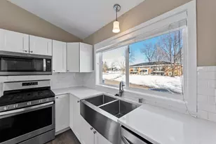 1603 Albemarle St, Saint Paul, MN 55117 - Photo 20