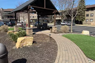 7401 W 101st St, Bloomington, MN 55438 - Photo 26