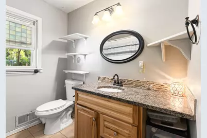 510 Wyoming Street E, Saint Paul, MN 55107 - Photo 8