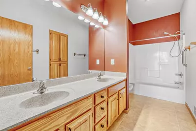 8694 Callahan Trail, Inver Grove Heights, MN 55076 - Photo 16