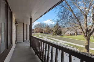 12525 Pinehurst Dr, Burnsville, MN 55337 - Photo 4