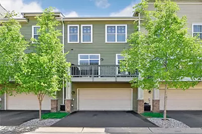 8139 Oakview Lane N, Maple Grove, MN 55369 - Photo 4