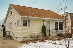 2004 18th St NW, Rochester, MN 55901 - Photo 2