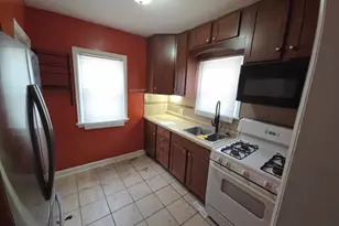 1041 6th St E, Saint Paul, MN 55106 - Photo 2