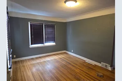 1041 6th Street E, Saint Paul, MN 55106 - Photo 8