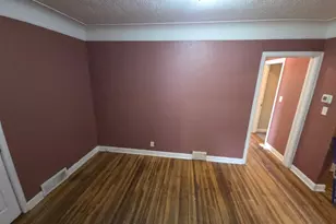 1041 6th St E, Saint Paul, MN 55106 - Photo 4