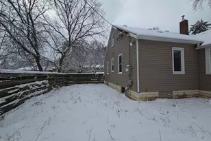 1041 6th St E, Saint Paul, MN 55106 - Photo 14