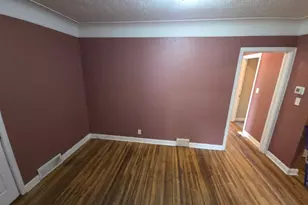 1041 6th St E, Saint Paul, MN 55106 - Photo 4