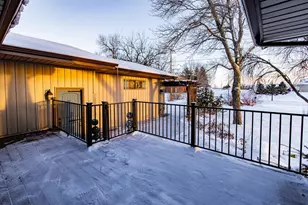 228 1st St S, Sabin, MN 56580 - Photo 10