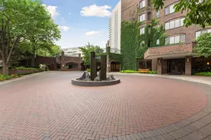 1201 Yale Pl, Minneapolis, MN 55403 - Photo 64