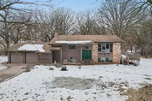 26324 Chisholm St NE, Isanti, MN 55040 - Photo 2