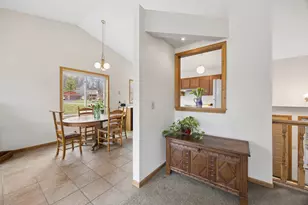 12975 Garner Ln, Apple Valley, MN 55124 - Photo 12