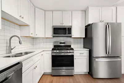 16371 Sheldon Avenue, Eden Prairie, MN 55344 - Photo 2