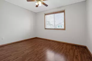 6375 13th St N, Oakdale, MN 55128 - Photo 16