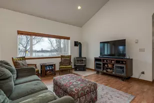 101 Shoreview Dr, Elysian, MN 56028 - Photo 8