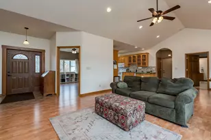 101 Shoreview Dr, Elysian, MN 56028 - Photo 10