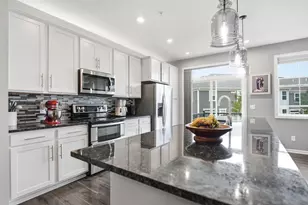 11543 81st Pl N, Maple Grove, MN 55369 - Photo 6