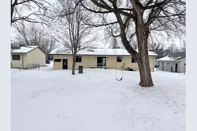 402 E 14th Street, Fergus Falls, MN 56537 - Photo 38