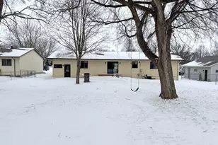 402 E 14th St, Fergus Falls, MN 56537 - Photo 38