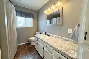 402 E 14th St, Fergus Falls, MN 56537 - Photo 20