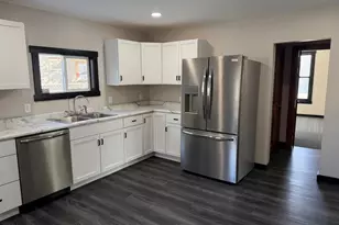 203 Trott Ave SE, Willmar, MN 56201 - Photo 8