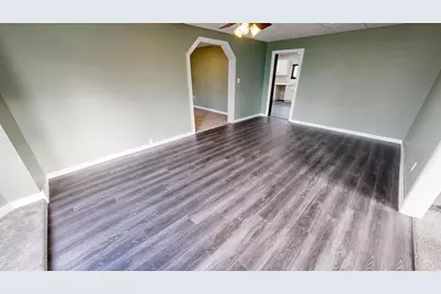 203 Trott Avenue SE, Willmar, MN 56201 - Photo 14