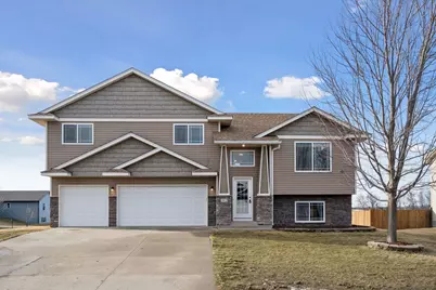 312 10th Street SE, Freeport, MN 56331 - Photo 1